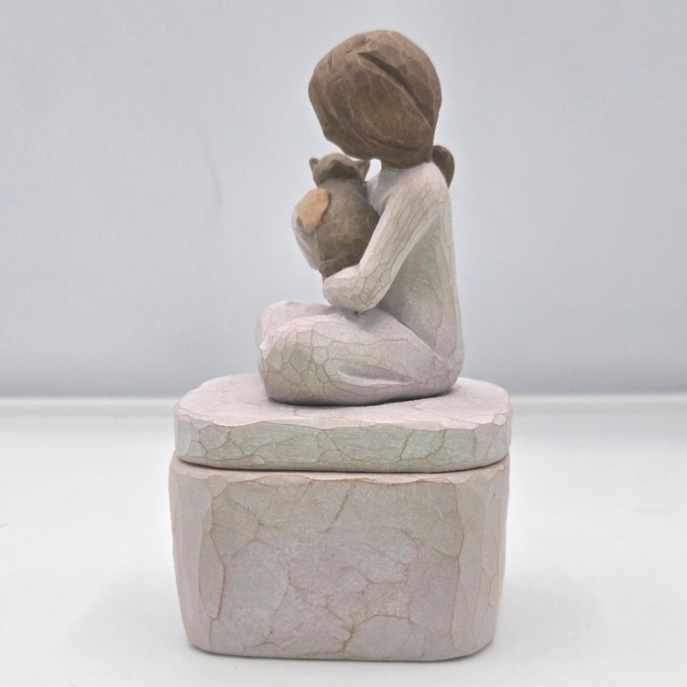 Willow Tree Kindness Keepsake Box Susan Lordi DEMDACO Girl with Cat Figurine - Picture 4 of 8